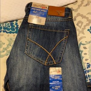 Men’s jeans *NEW WITH TAGS*